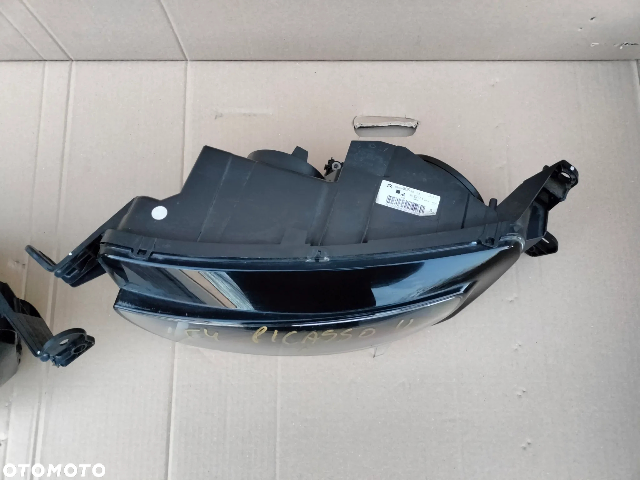 CITROEN C4 II PICASSO  REFLEKTOR LAMPA  LEWA PRZÓD UK - 4