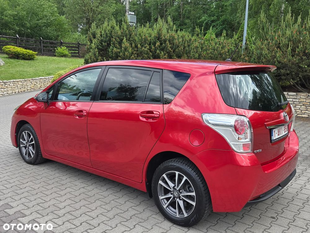 Toyota Verso 1.8 Premium MS - 6