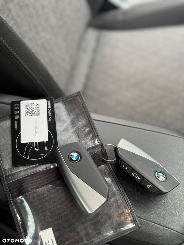 BMW Seria 2 218i - 37