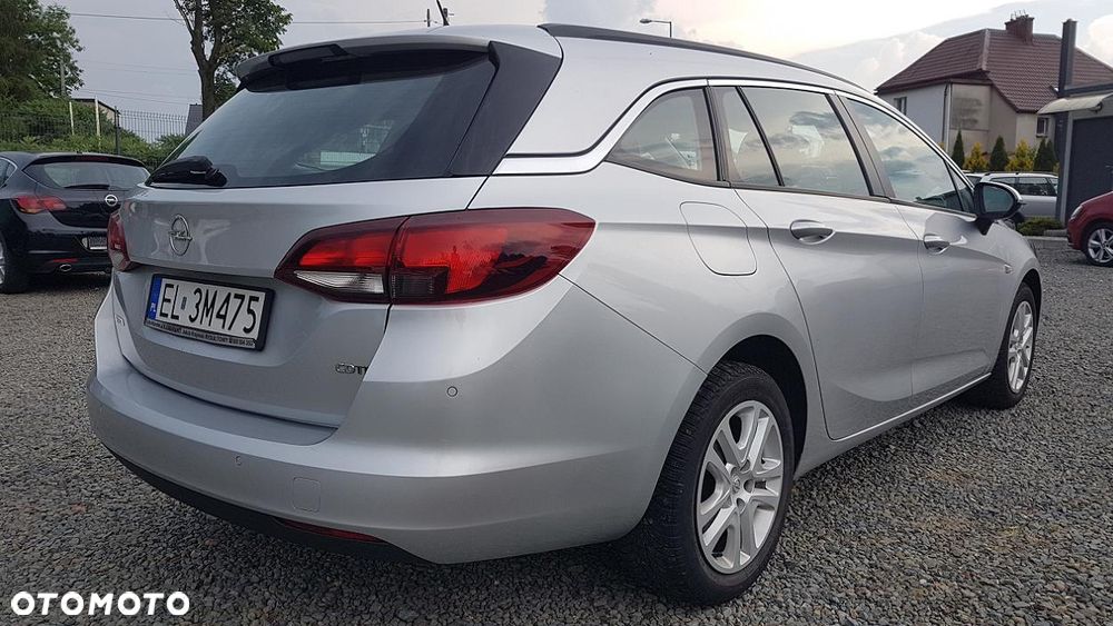 Opel Astra 1.6 CDTI Essentia - 4