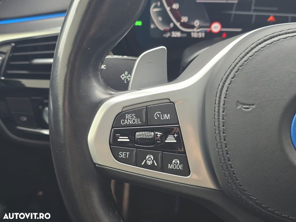 BMW Seria 5 530e xDrive AT PHEV - 19
