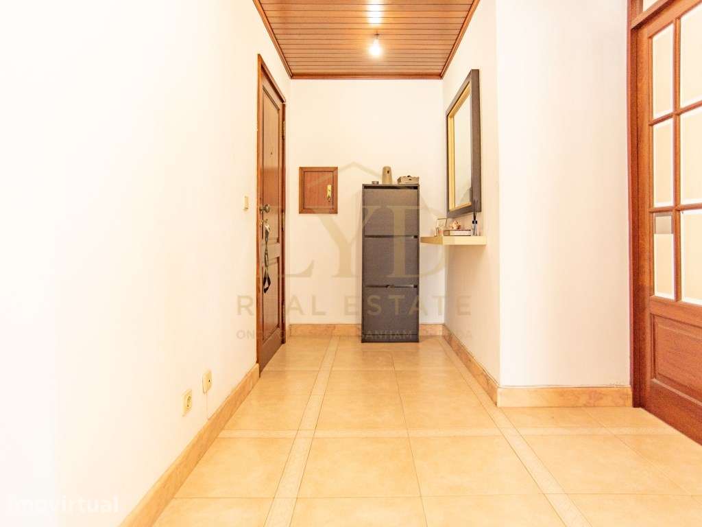 Apartamento T3 com Elevador e Varanda junto ao Estádio | Santa Mari... - Grande imagem: 4/19