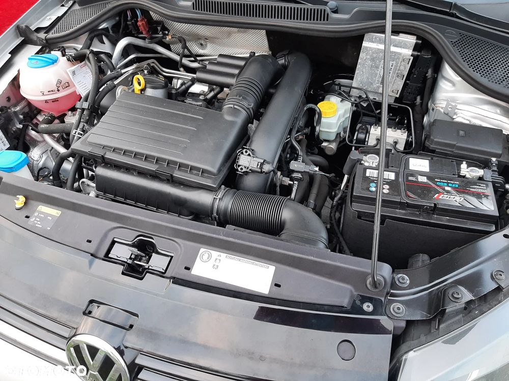 Volkswagen Polo 1.2 TSI Blue Motion Technology Allstar - 33
