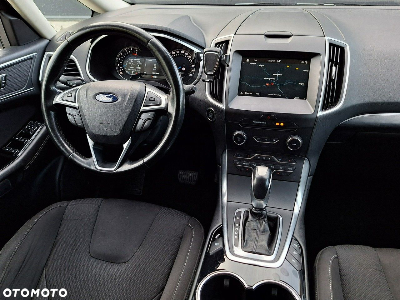 Ford S-Max - 10