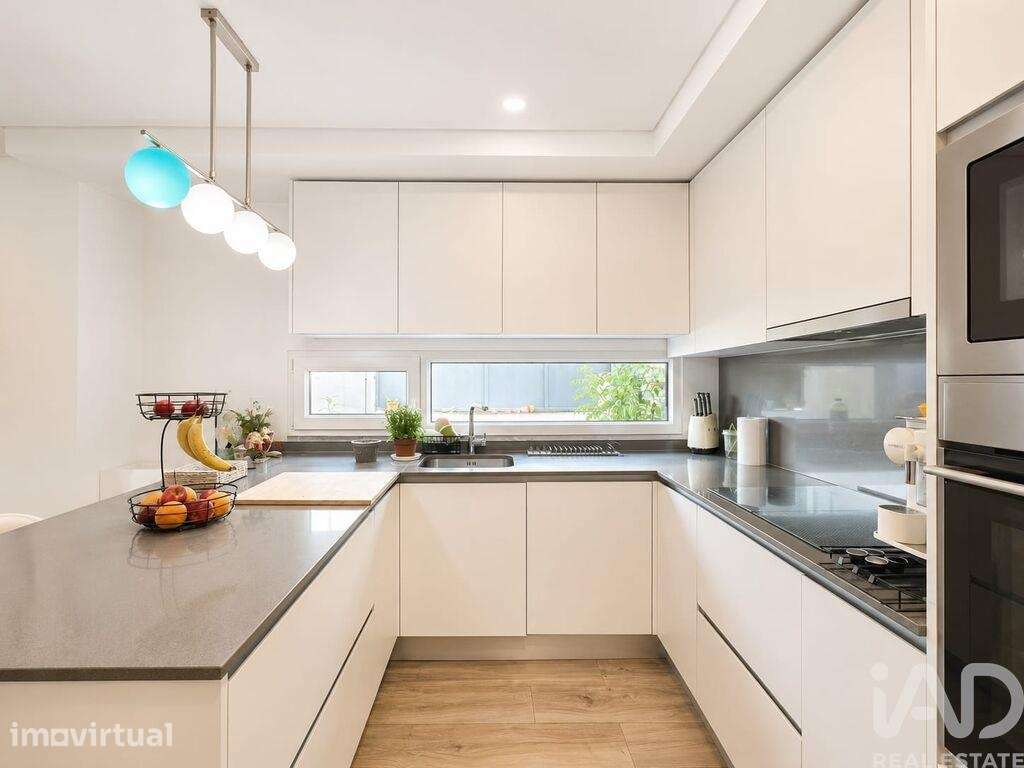 Casa / Villa T4 em Fernão Ferro de 196 m2 - Grande imagem: 5/35