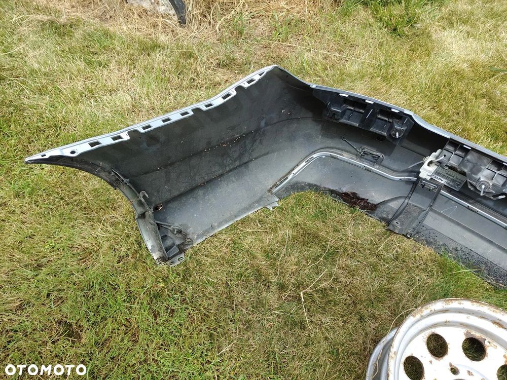 MERCEDES W204 LIft AMG SEDAN Zderzak tylny tył tyl pdc - 17