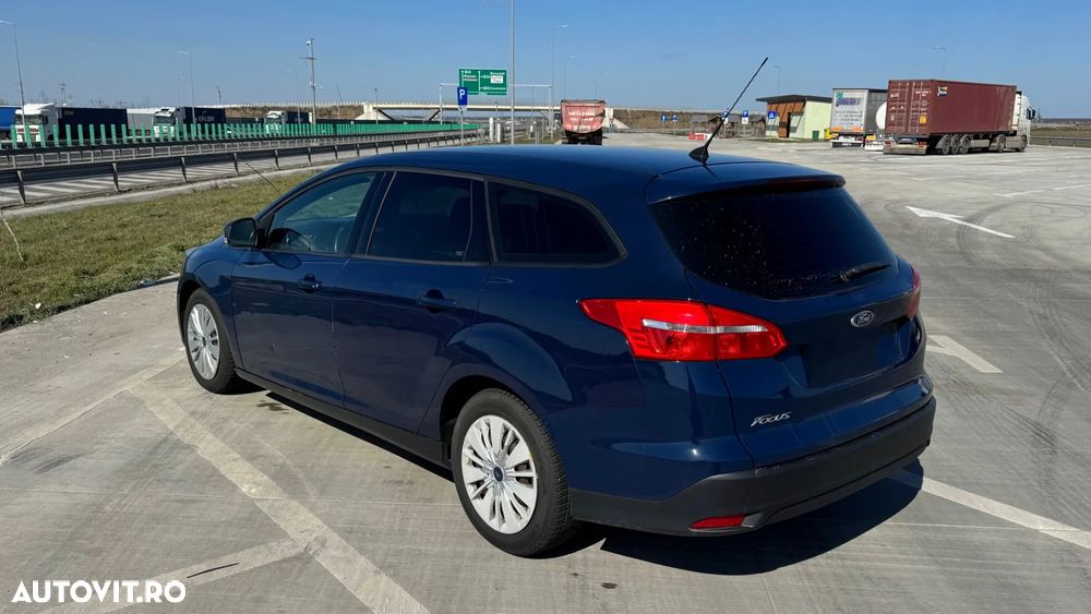 Ford Focus - 4