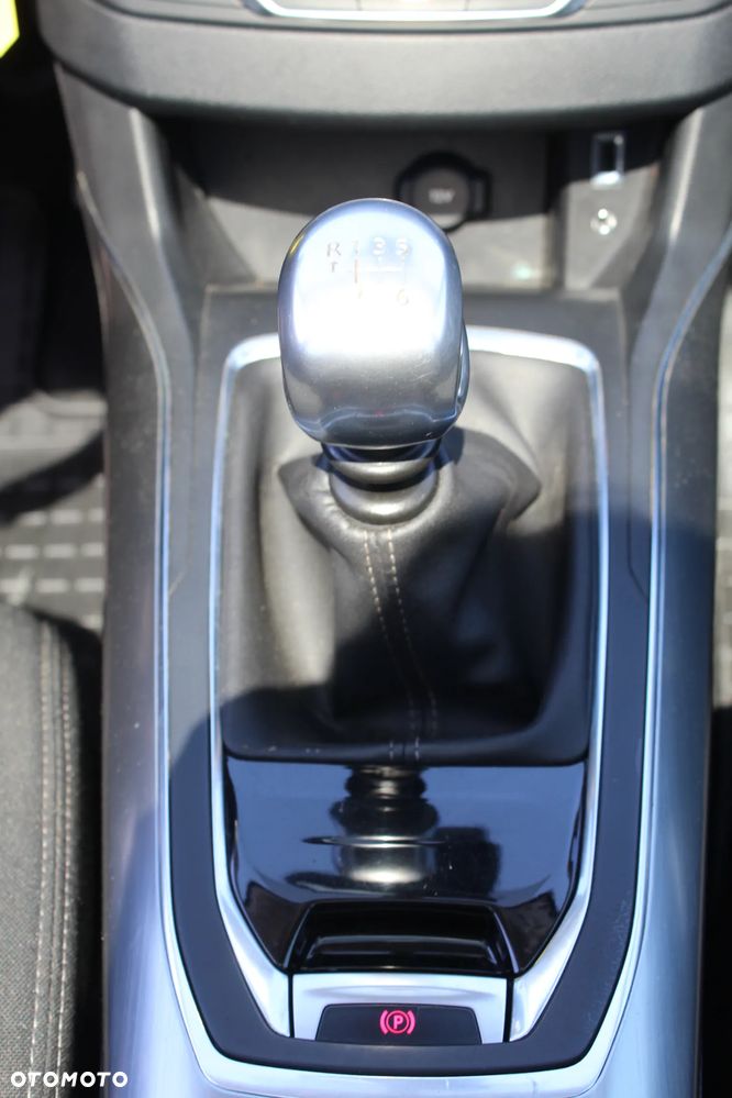 Peugeot 308 2.0 HDi Allure - 36