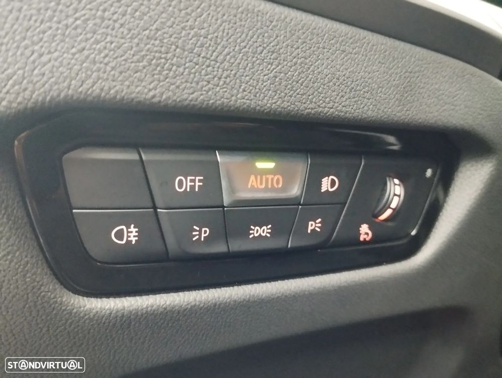 BMW 320 e Auto - 22