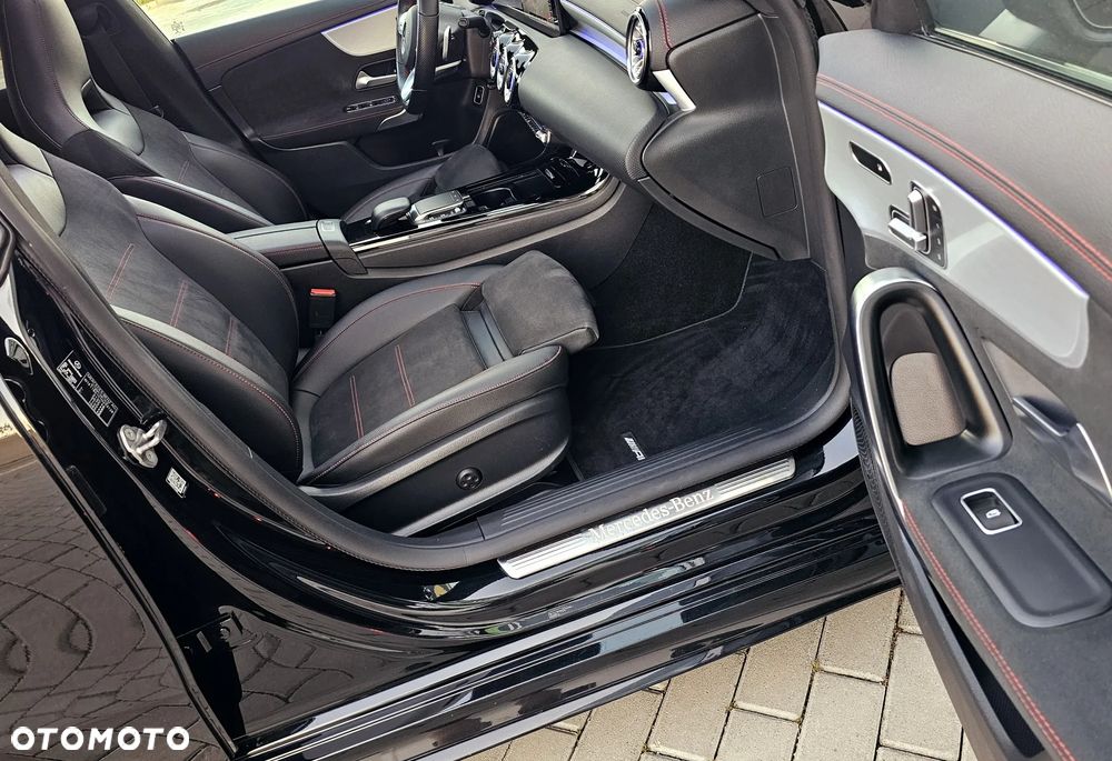 Mercedes-Benz CLA 200 d 8G-DCT AMG Line Advanced Plus - 29