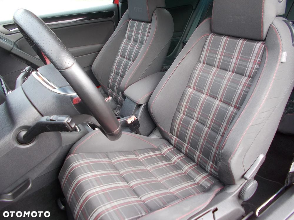 Volkswagen Golf 2.0 GTI - 20