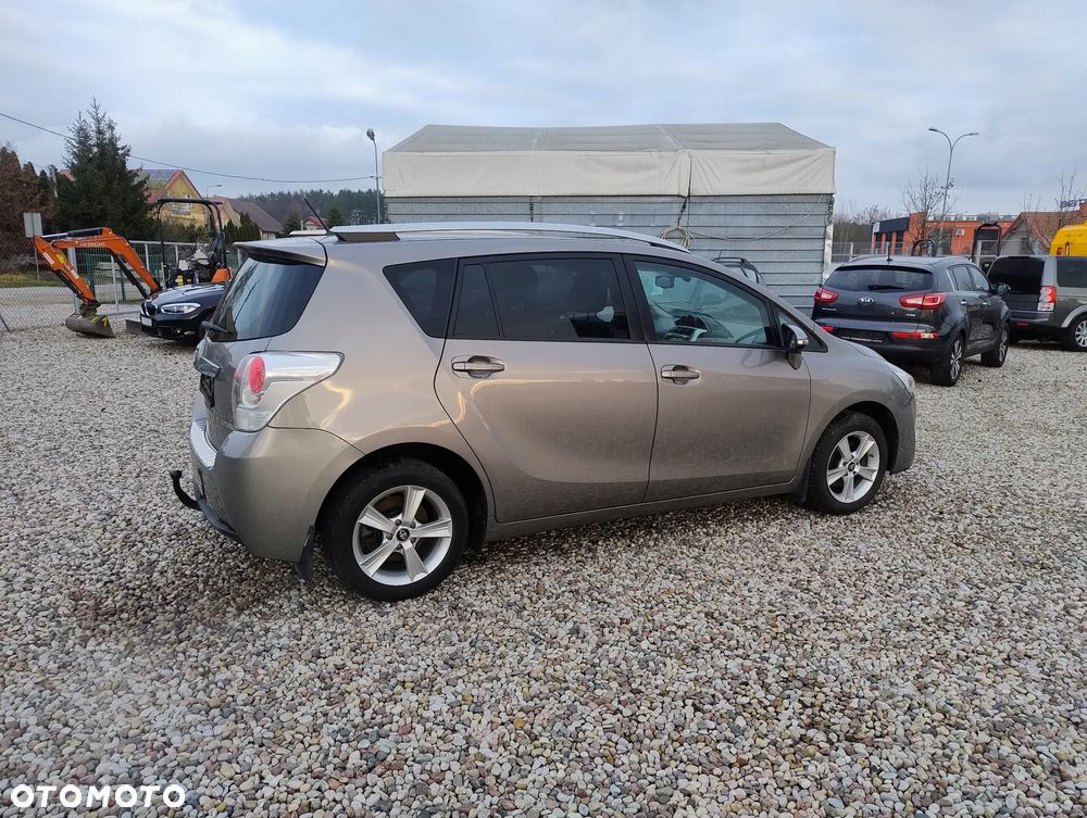 Toyota Verso 1.8 7-Sitzer Edition S+ - 2