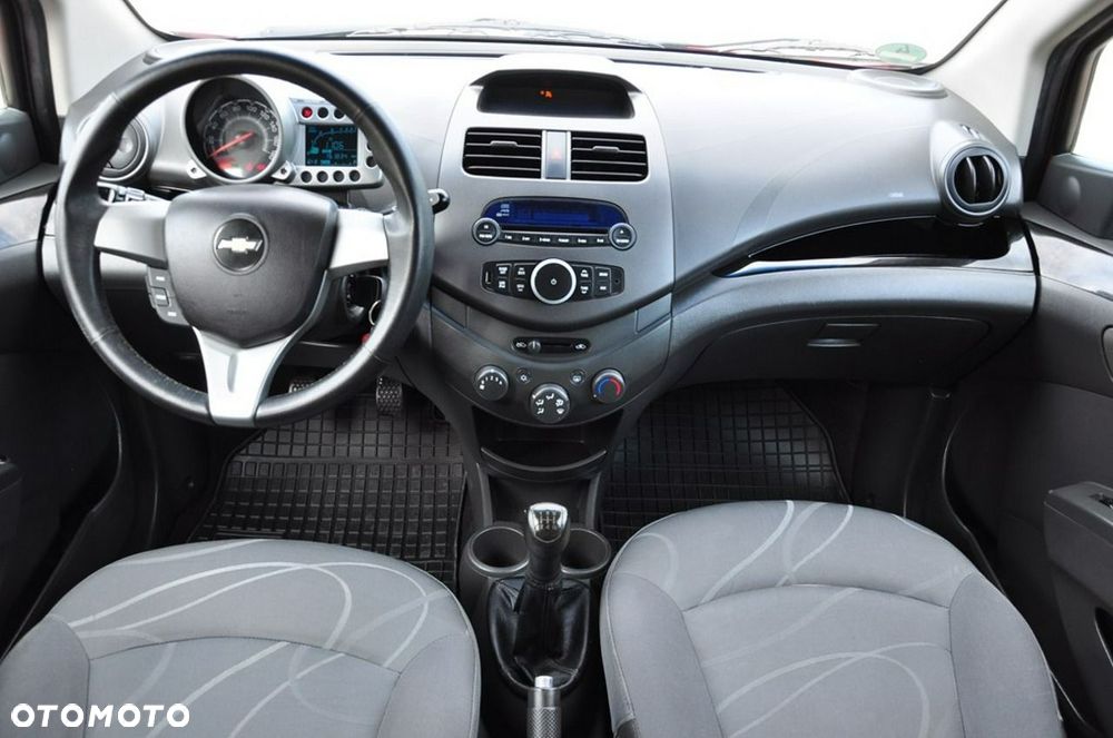 Chevrolet Spark - 30