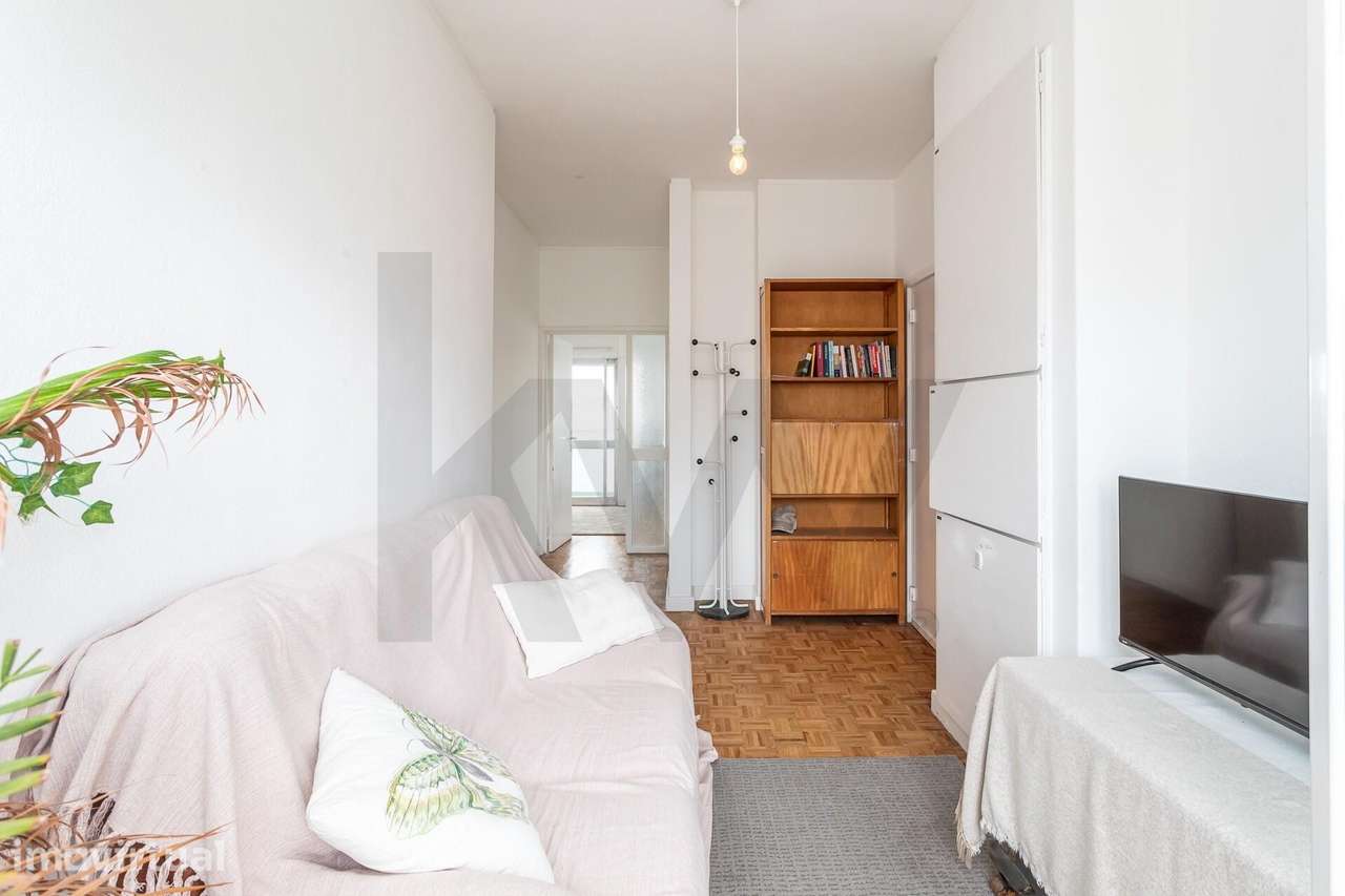 Apartamento de 4 assoalhadas para arrendar em Benfica - Grande imagem: 4/54