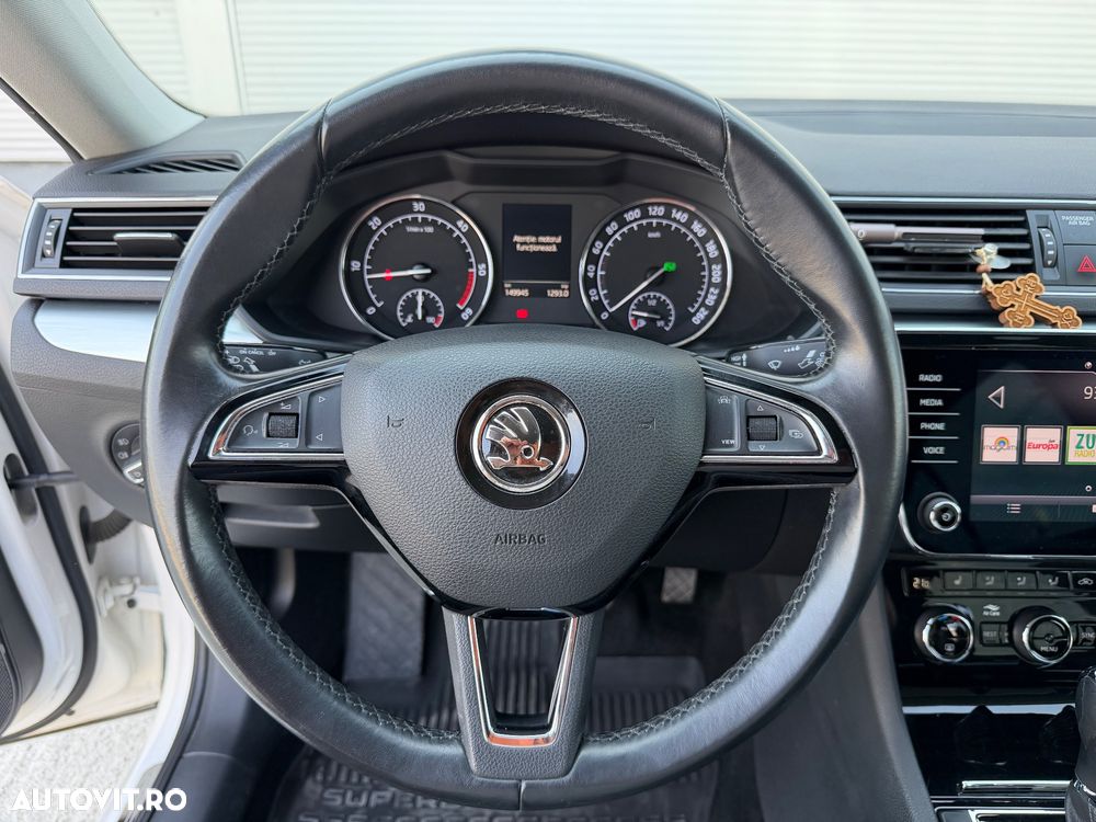 Skoda Superb 2.0 TDI DSG Style - 10