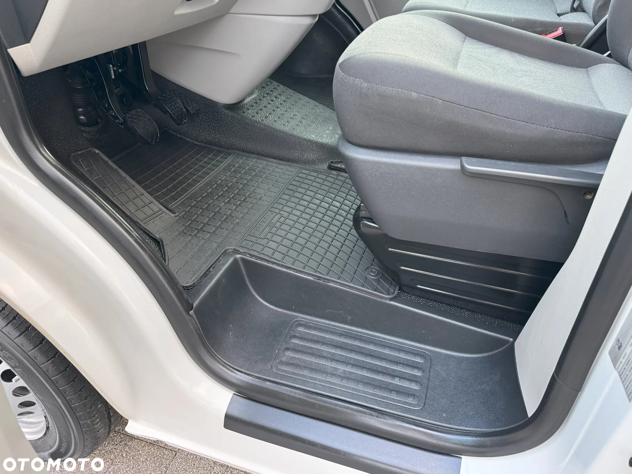 Volkswagen Transporter - 26