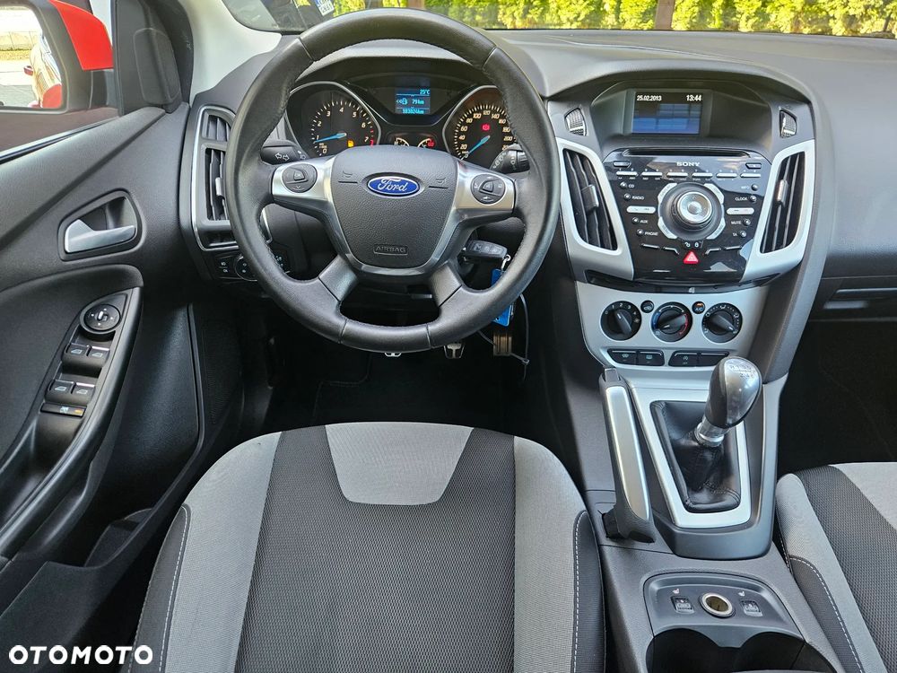 Ford Focus - 28