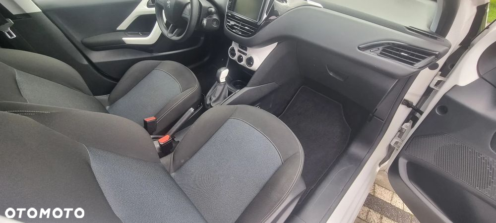 Peugeot 208 1.6 BlueHDi Active - 16