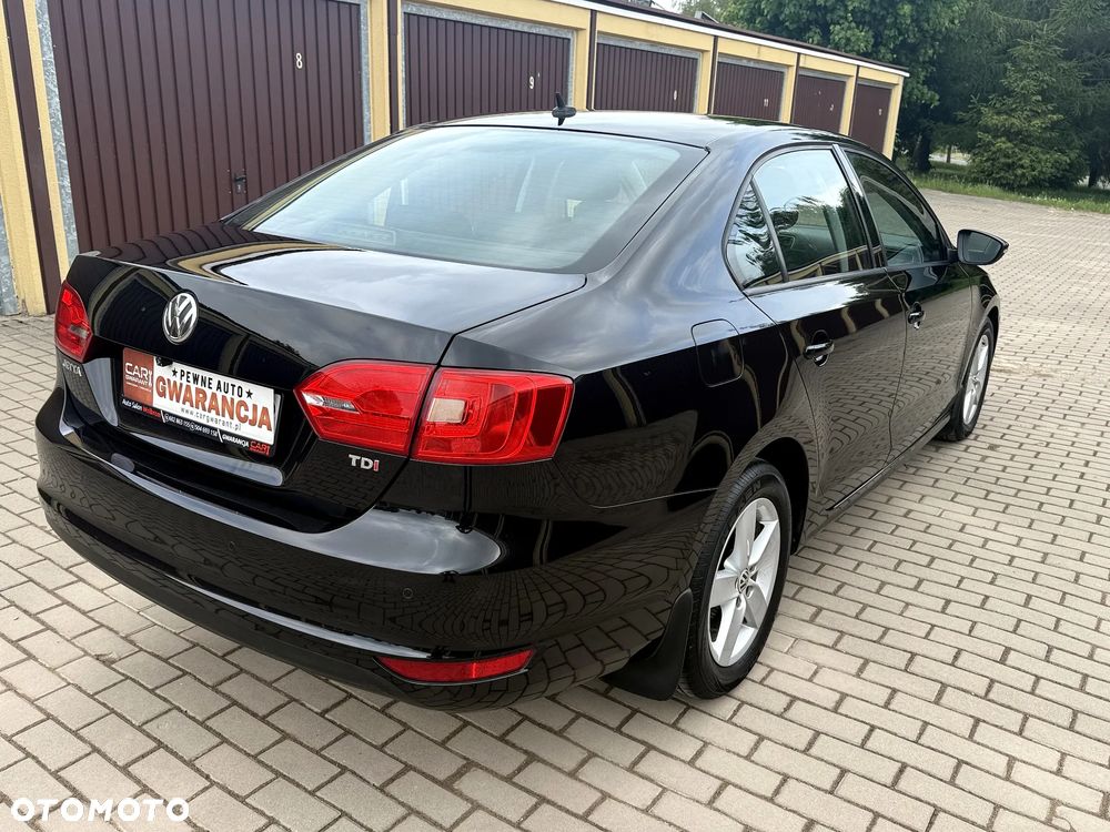Volkswagen Jetta 1.6 TDI BMT Comfortline - 33
