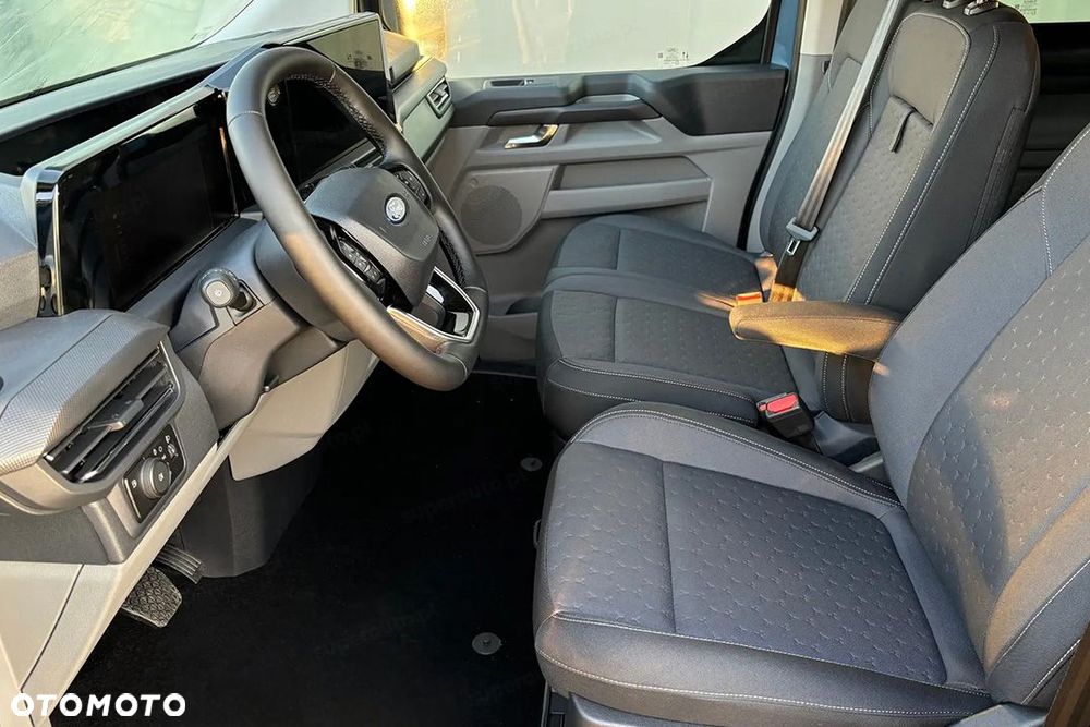 Ford Transit Custom - 8