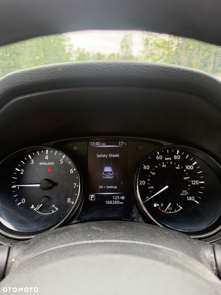 Nissan Rogue - 8