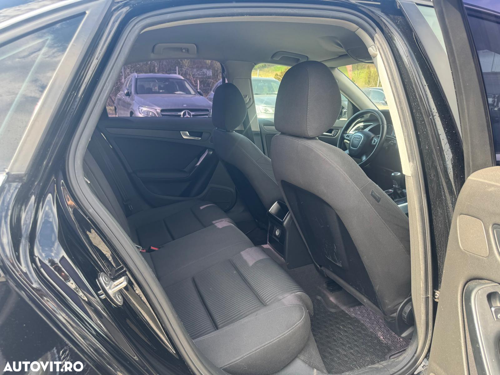 Audi A4 2.0 TDI B8 - 7