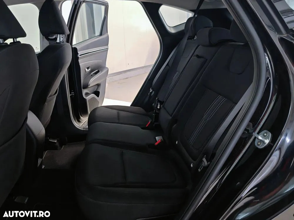 Hyundai Tucson 1.6 T-GDi HEV 2WD Select - 11