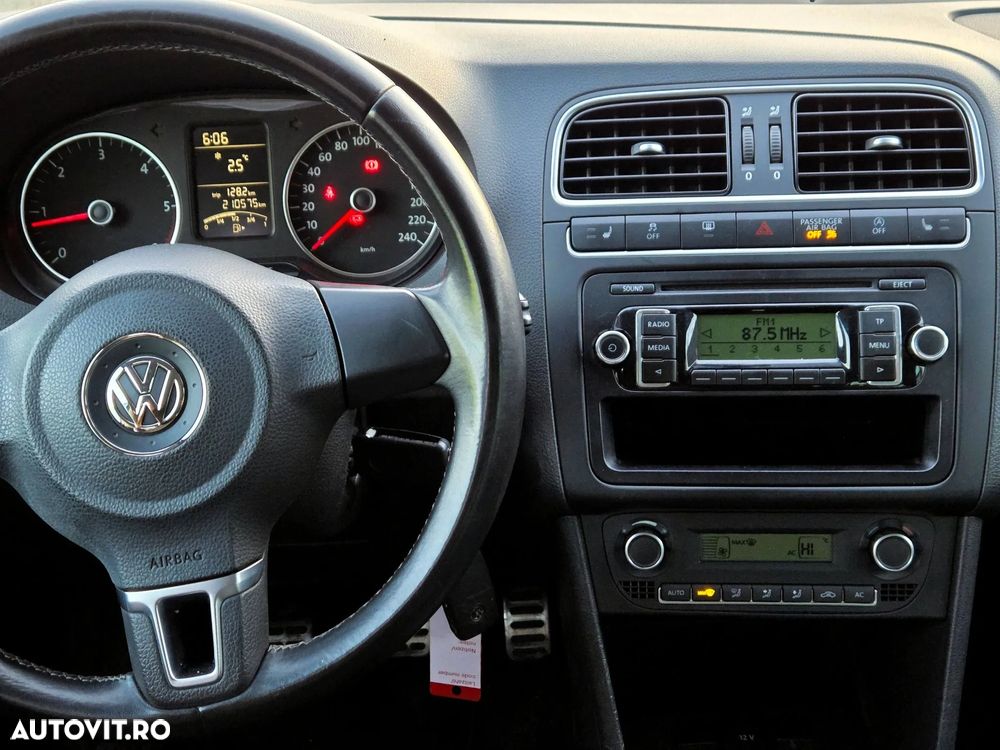 Volkswagen Polo 1.6 TDI Blue Motion Style - 8