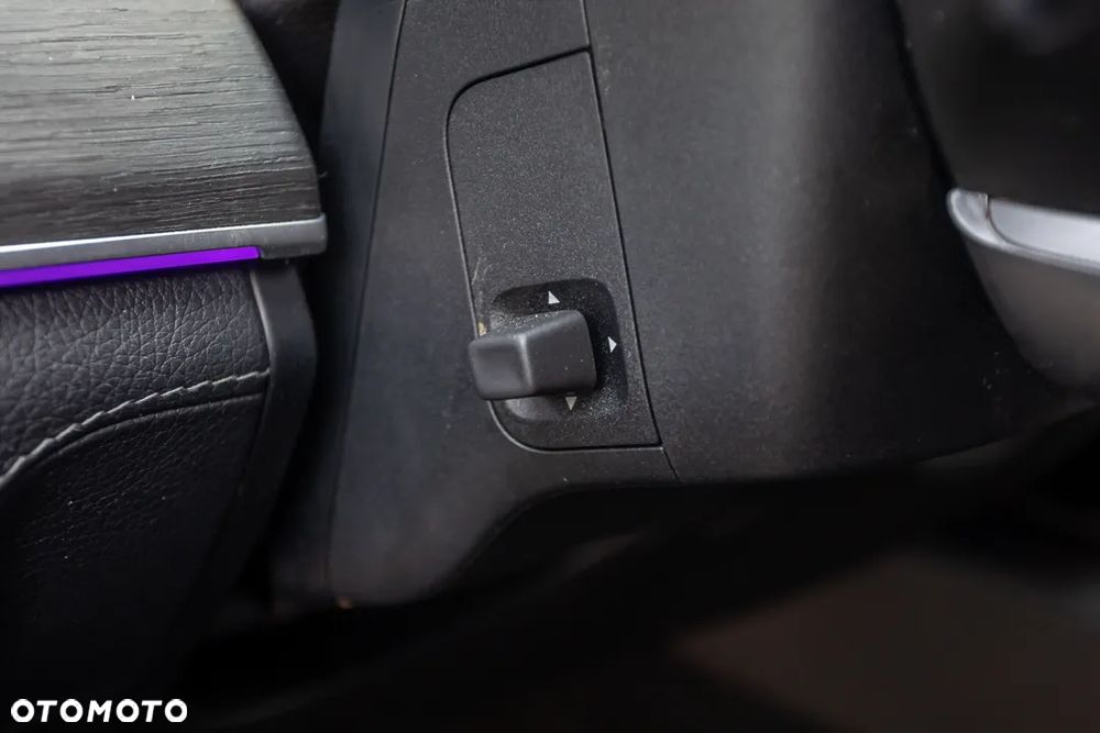 Mercedes-Benz GLE 400 d 4Matic 9G-TRONIC AMG Line - 28