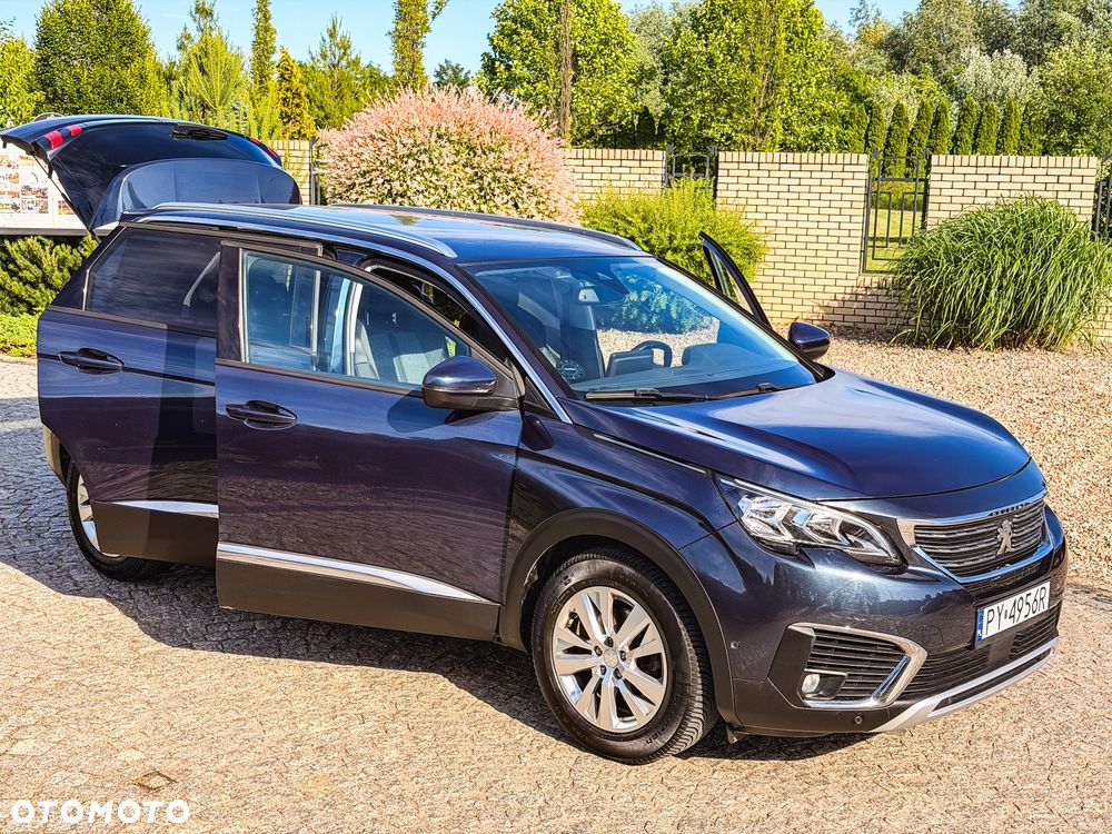 Peugeot 5008 PureTech 130 EAT6 Allure - 23