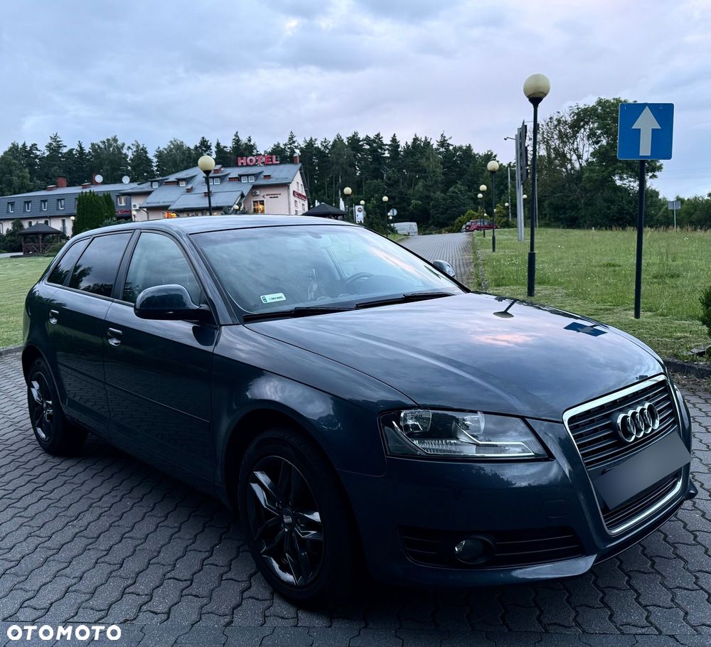 Audi A3 Sportback - 4