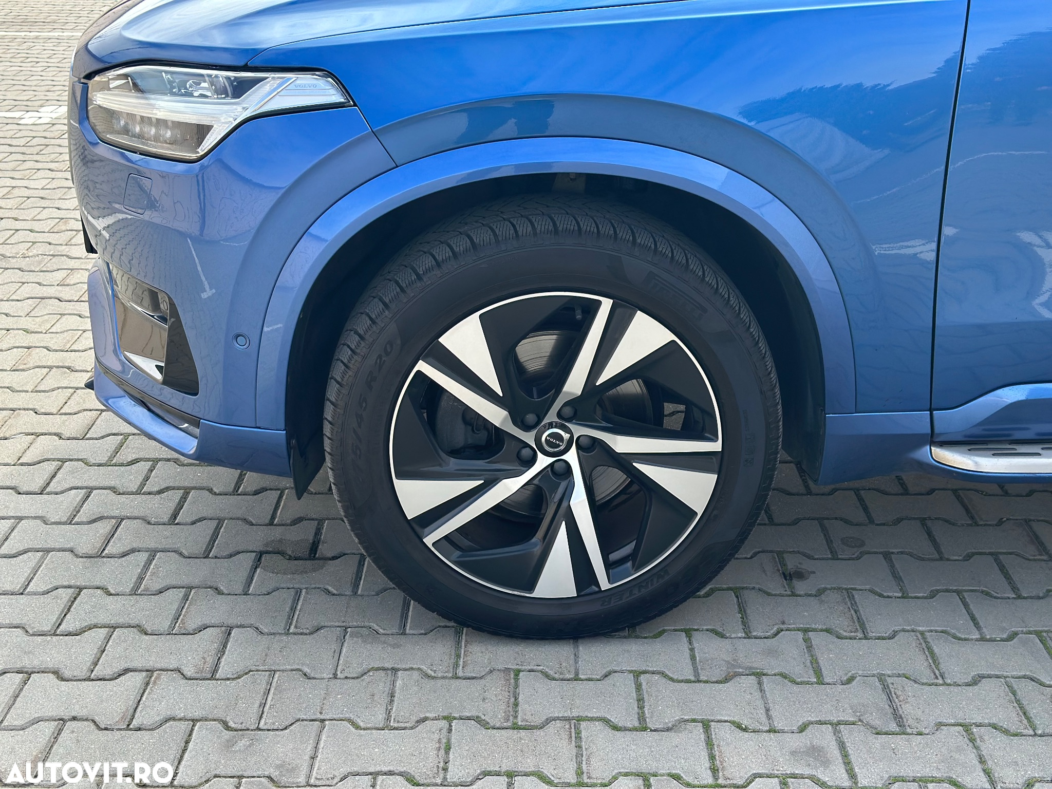 Volvo XC 90 T6 AWD Geartronic RDesign - 24