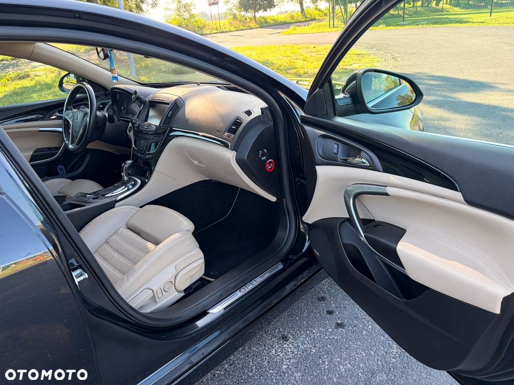 Opel Insignia 2.0 Turbo 4x4 Sport - 24