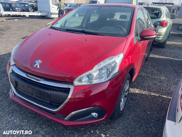 Dezmembrez Peugeot 208 an 2018 1.2 Benzina Euro 6 Pure tech - 3