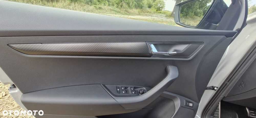 Skoda Karoq 1.5 TSI ACT Sportline DSG - 19