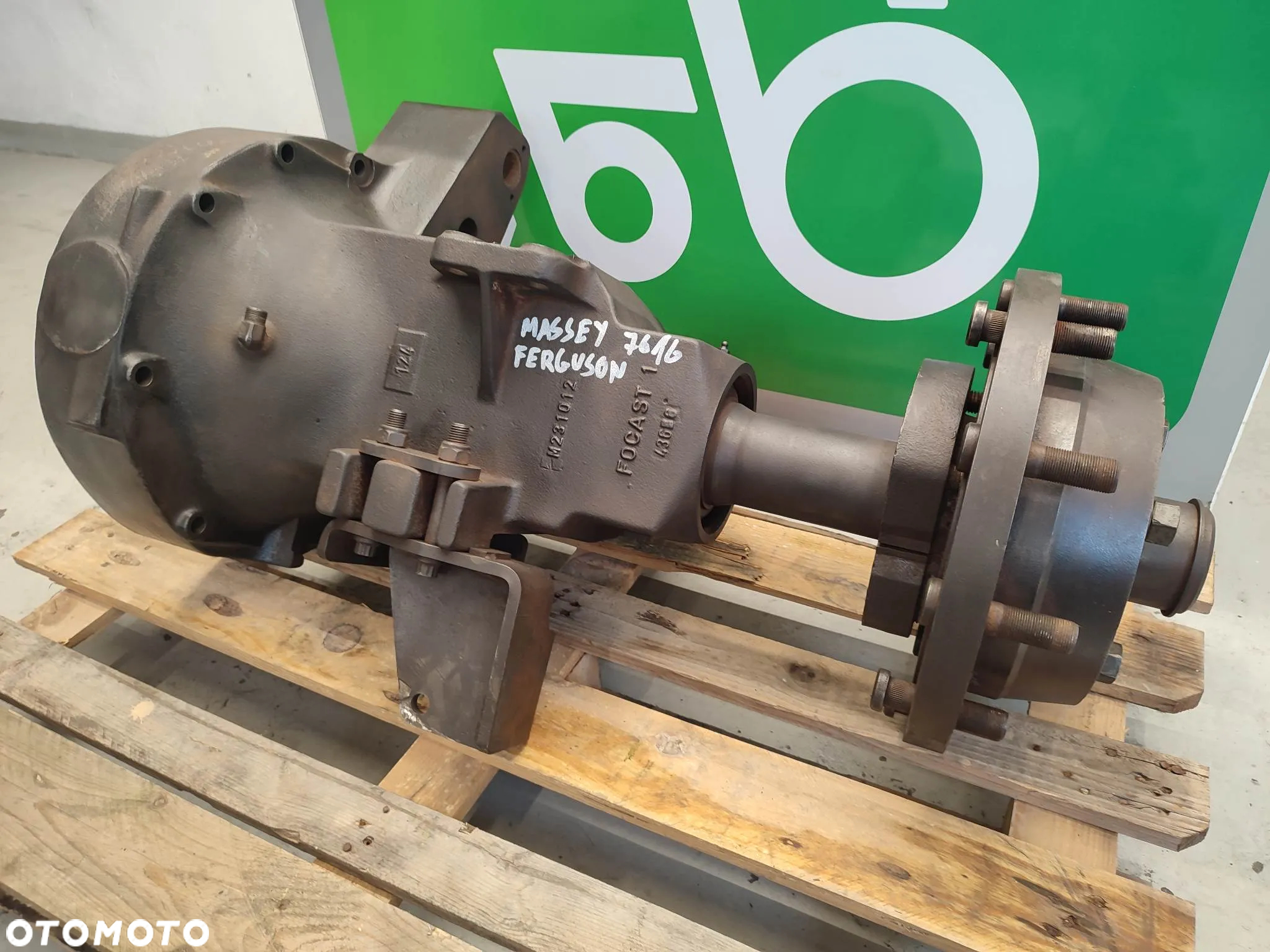 Zwolnica Tylna Massey Ferguson 7616 (M231012) - 6