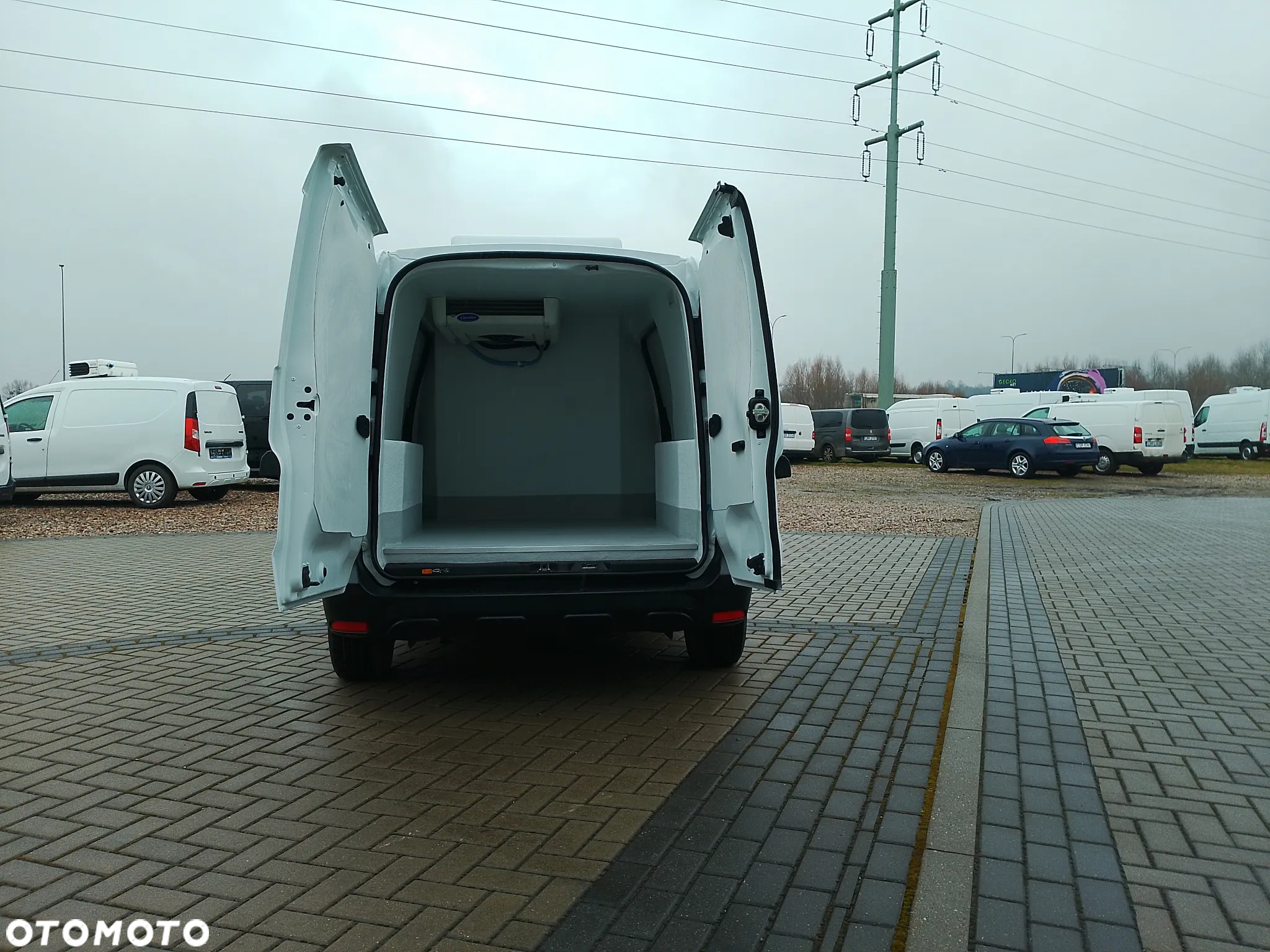 Dacia Dokker L2 Maxi Nowa Izoterma Chłodnia Mroźnia Grzanie 2xdrzwi boczne Carrier 220V PL - 14