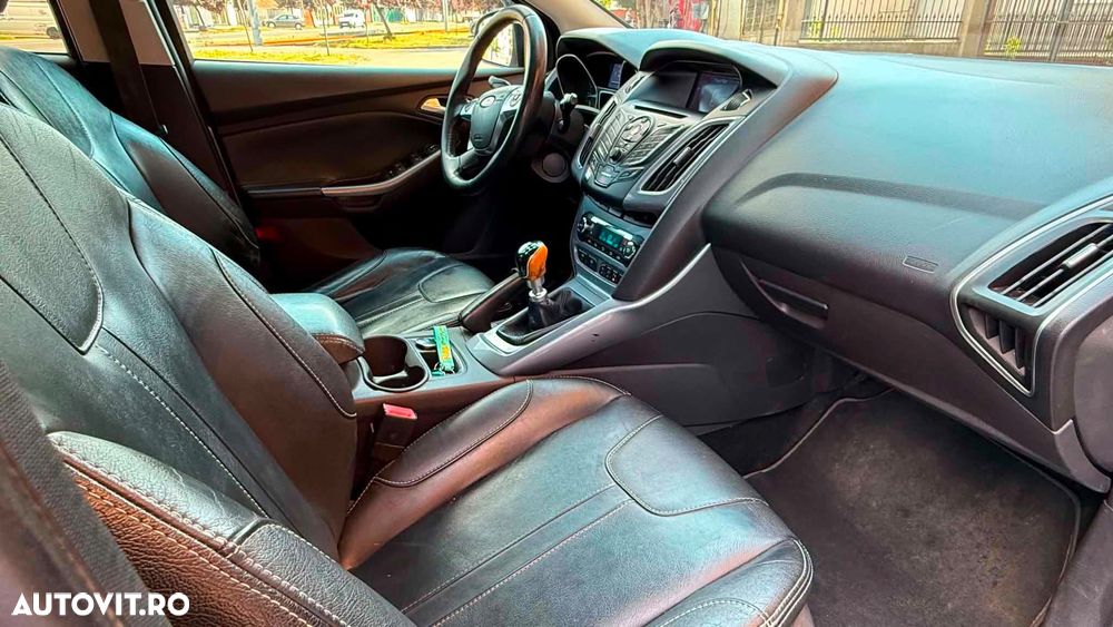 Ford Focus - 7