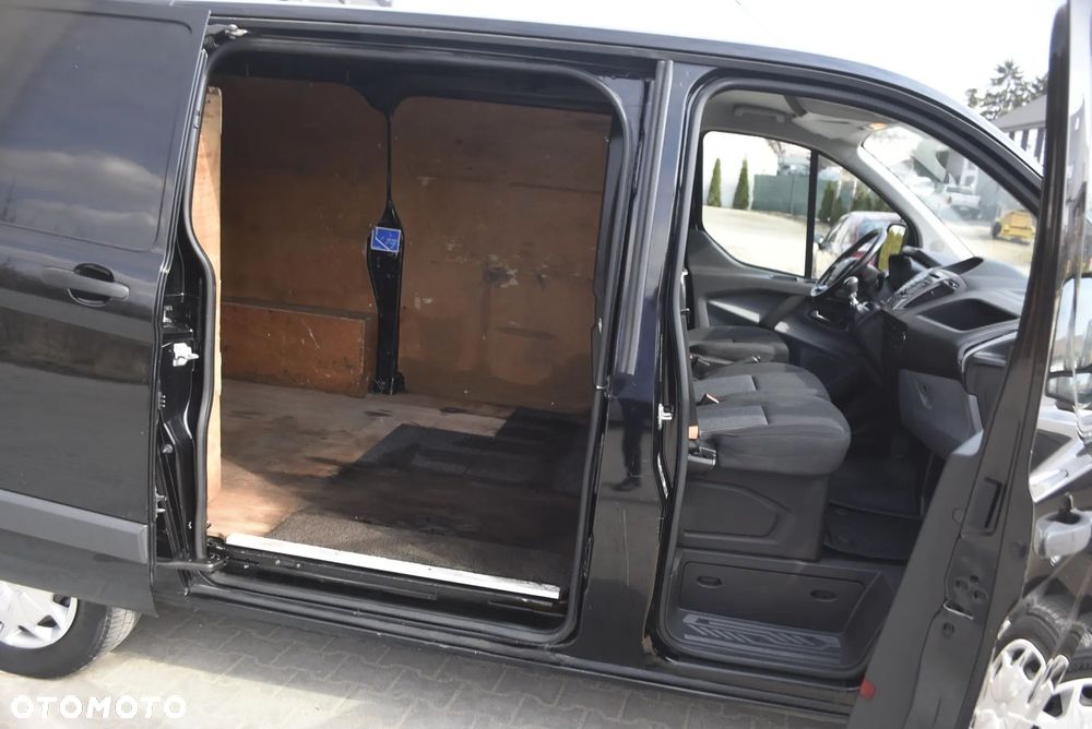 Ford Transit Custom - 14
