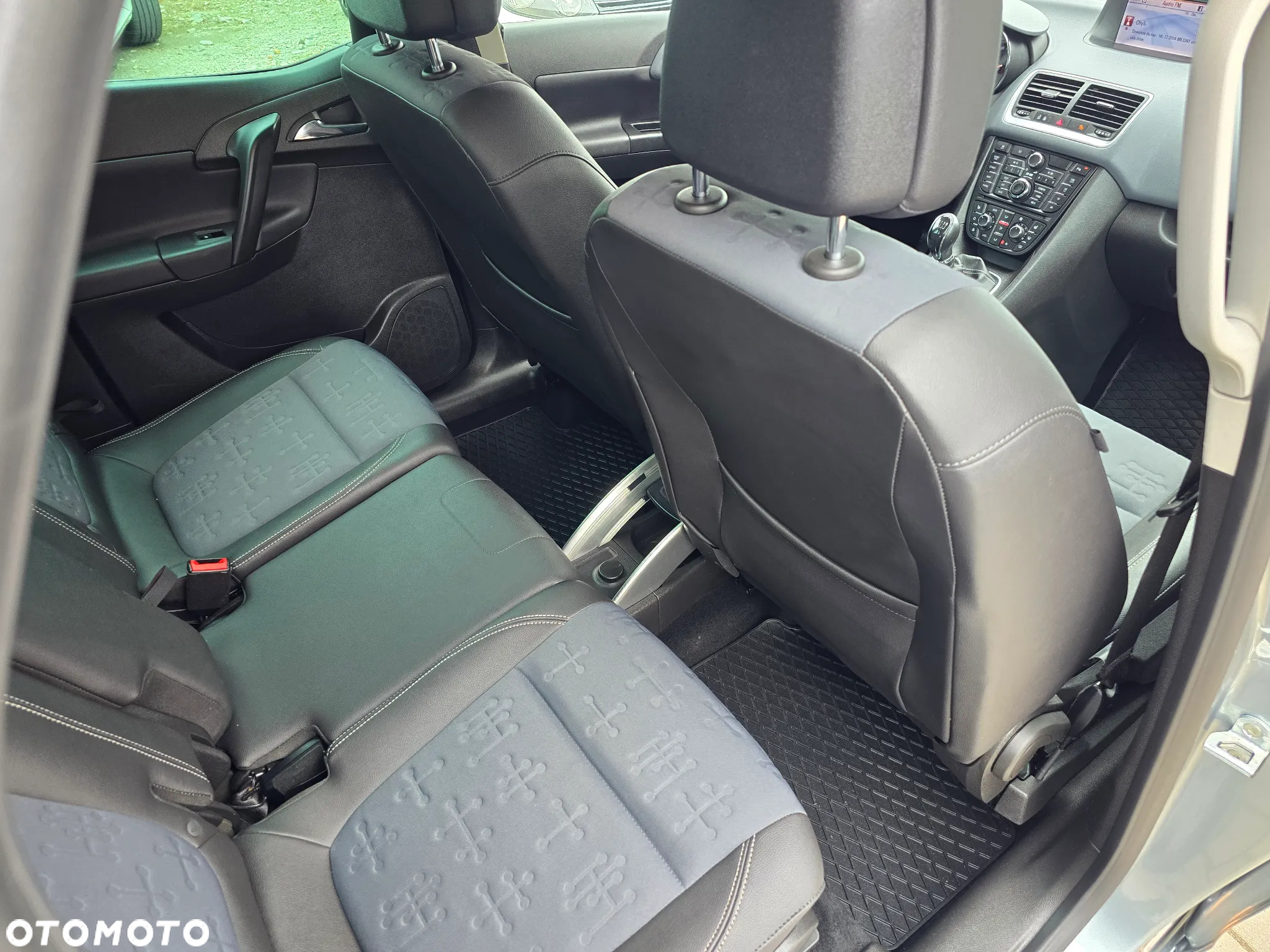Opel Meriva - 10