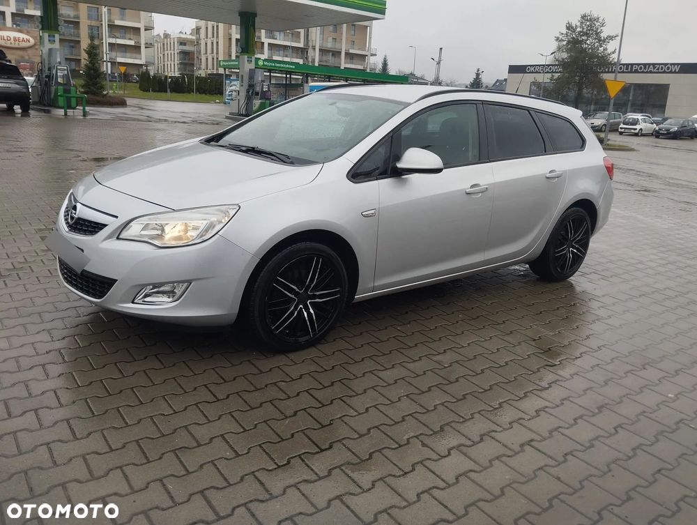 Opel Astra - 2
