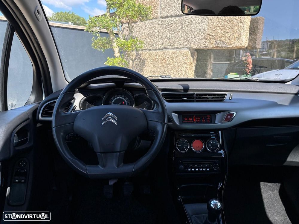 Citroën C3 1.2 PureTech Attraction - 8