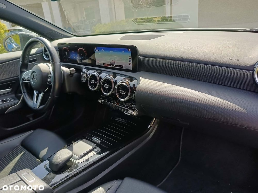 Mercedes-Benz Klasa A 250 E 8G-DCT Progressive - 20