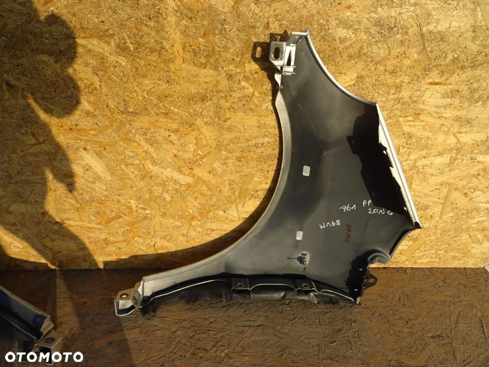 BŁOTNIK PRAWY PRZÓD MERCEDES W168 LONG LAK:761 NR142 - 6
