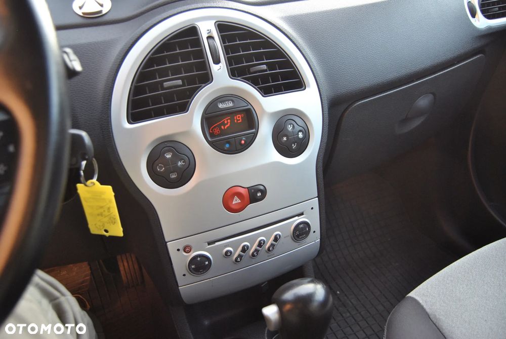 Renault Modus 1.6 16V Night&Day - 10