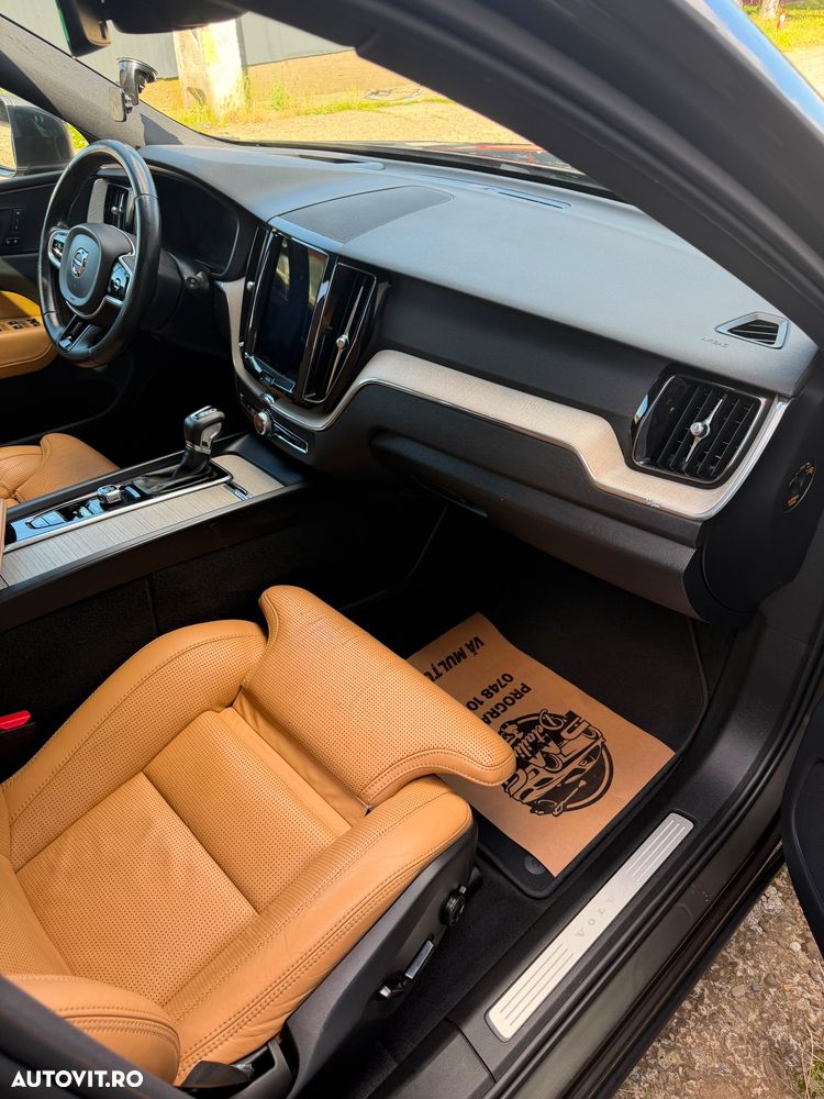 Volvo XC 60 D5 AWD Inscription - 5