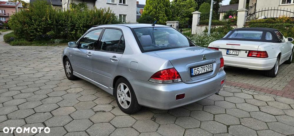 Mitsubishi Lancer