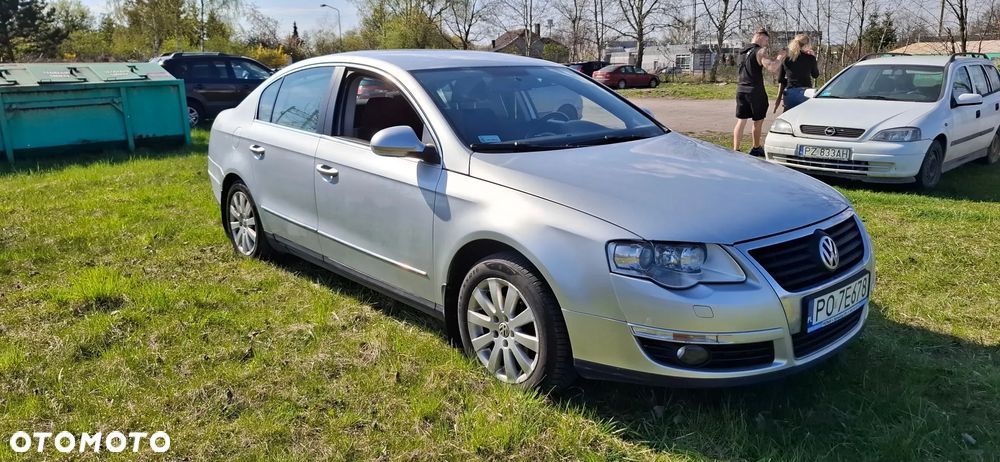 Volkswagen Passat 2.0 TDI DPF Comfortline - 4
