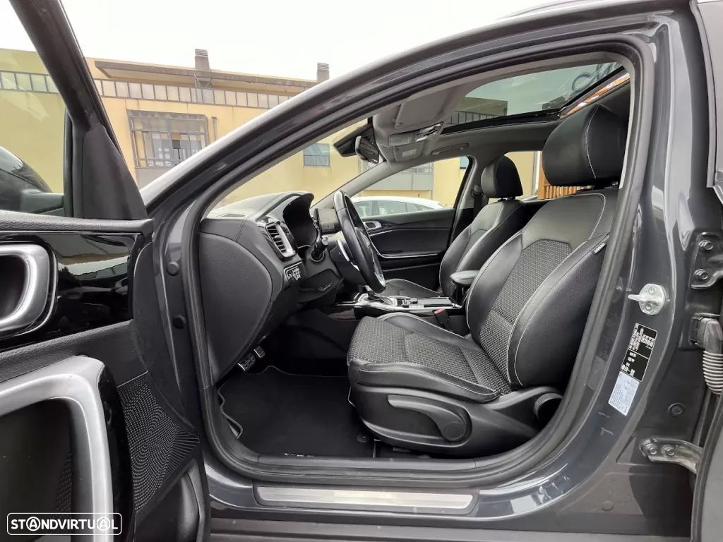Kia XCeed 1.6 GDi PHEV Drive - 29