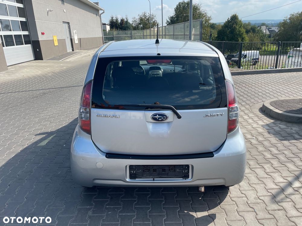 Subaru Justy - 7